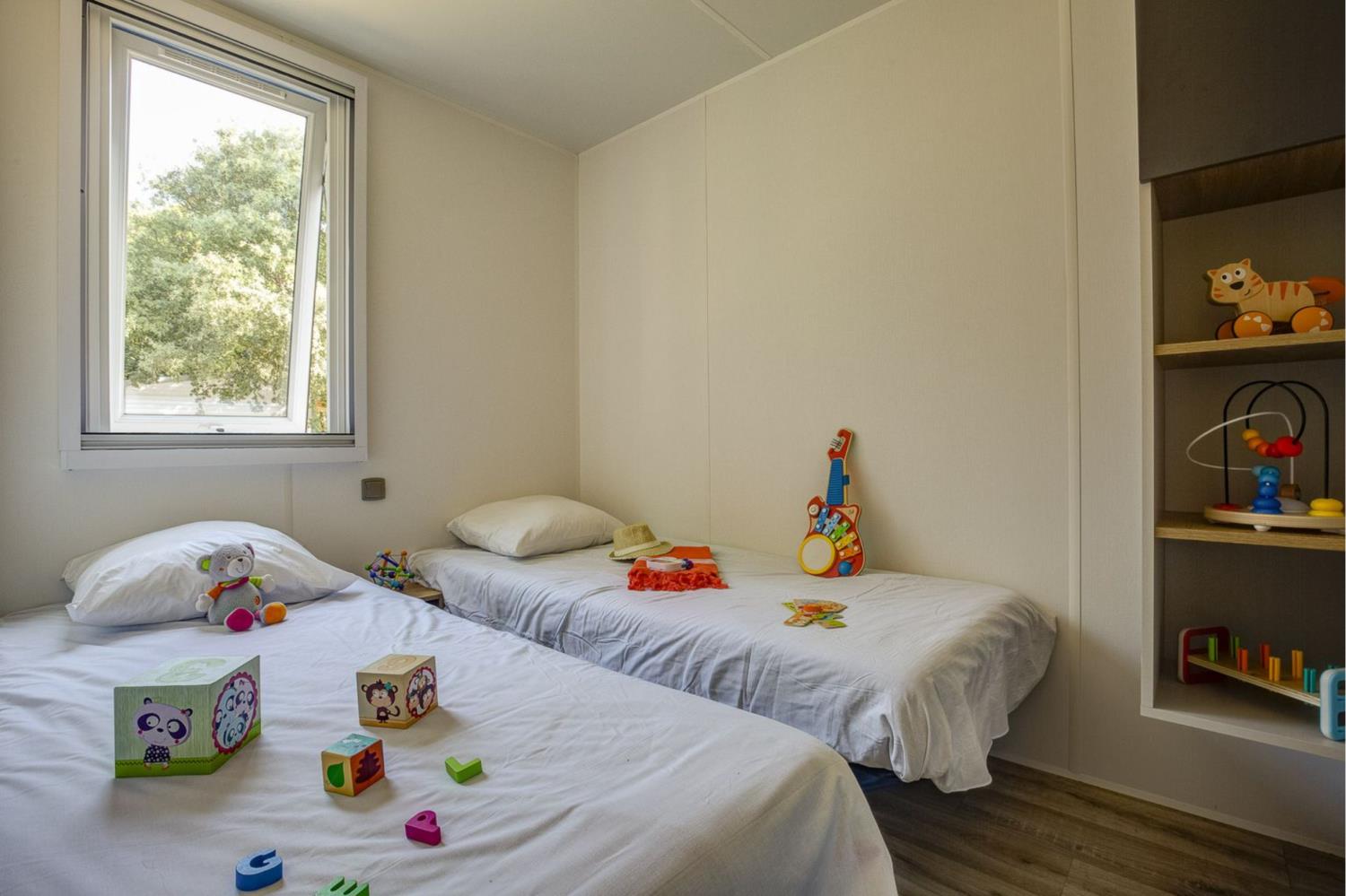 Bathroom at Cottage 6p 3Bdrms AirCon **** in France