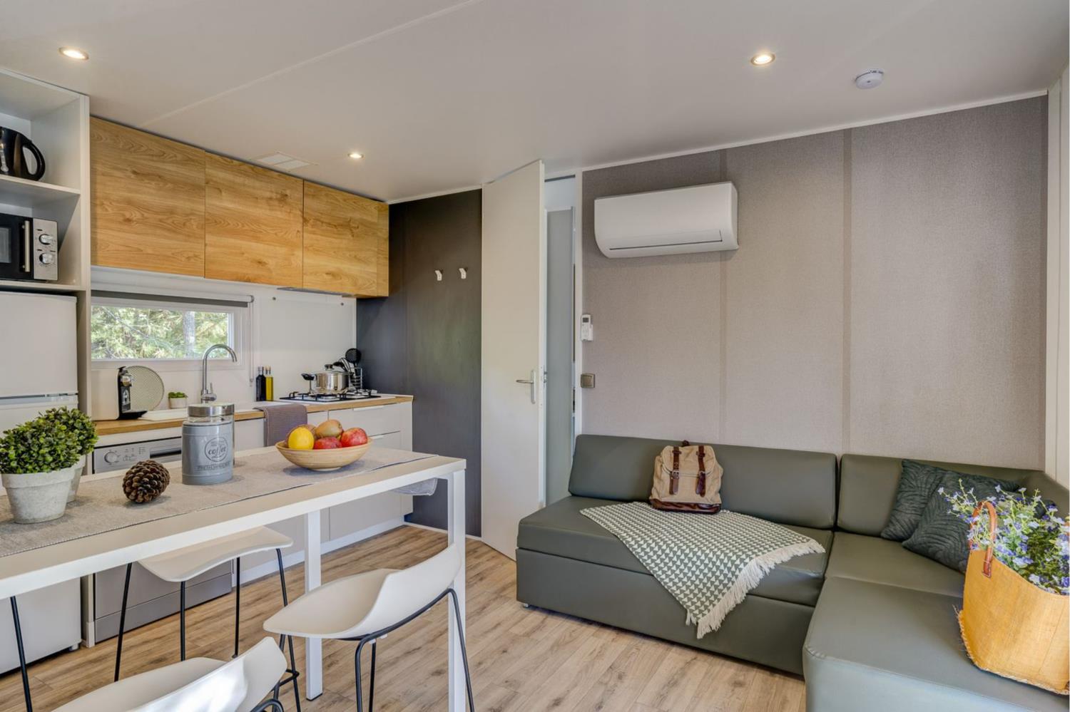 Bedroom accommodation at Cottage Atlantide 4p 2Bdrms AirConPremiu in France