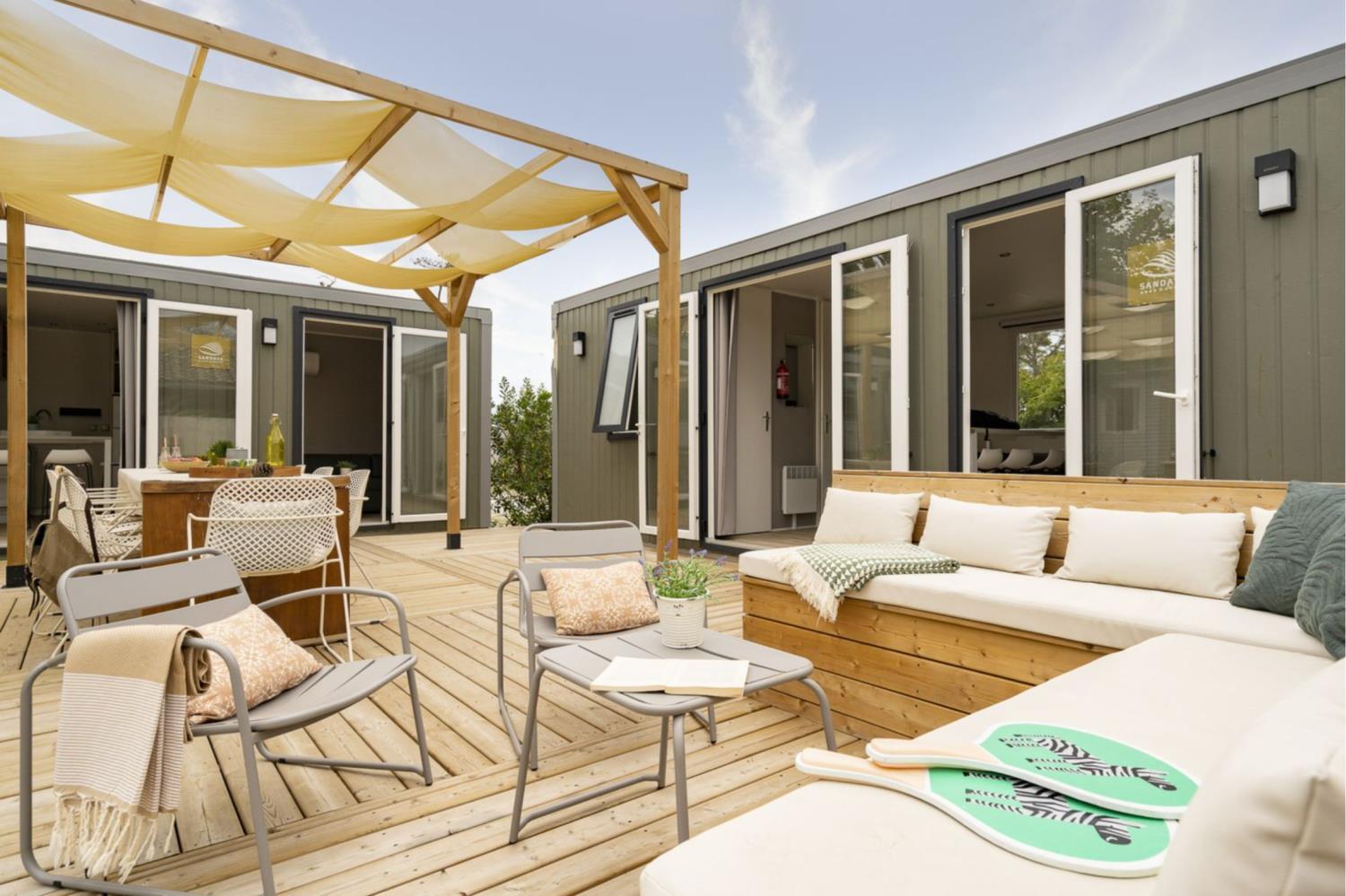 Cottage Friends 10p 5Bdrms AirCon ****