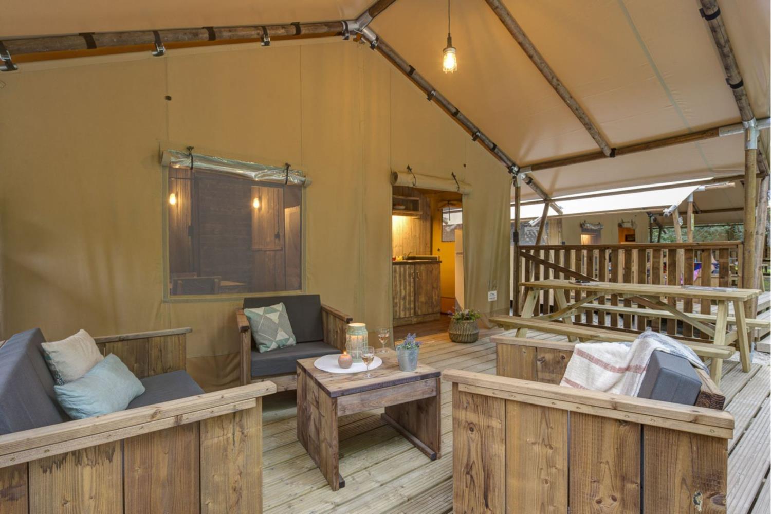 Lodge Safari 4p 2Bdrms ****