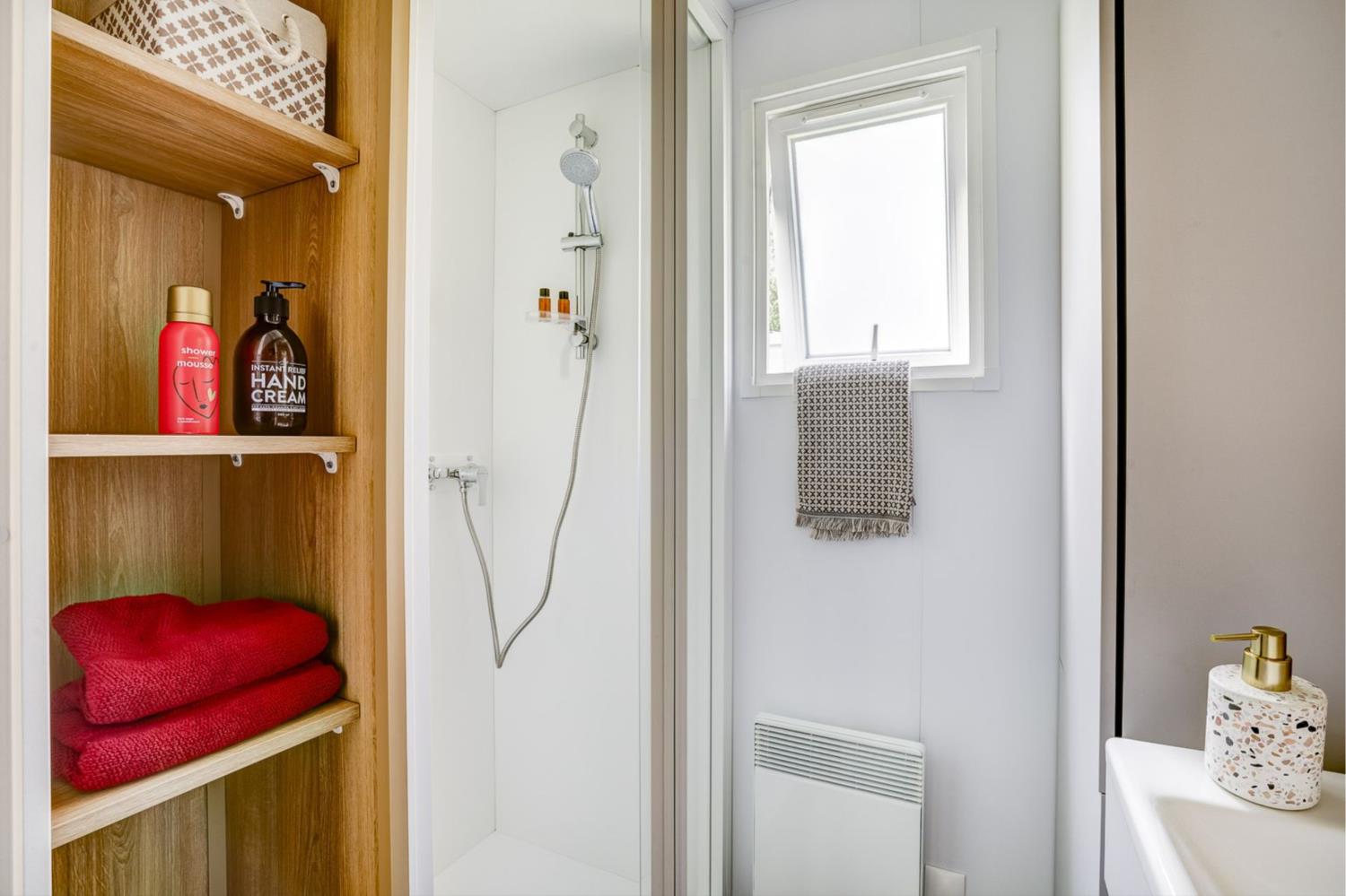 Cottage 6p 3Bdrms AirCon ****