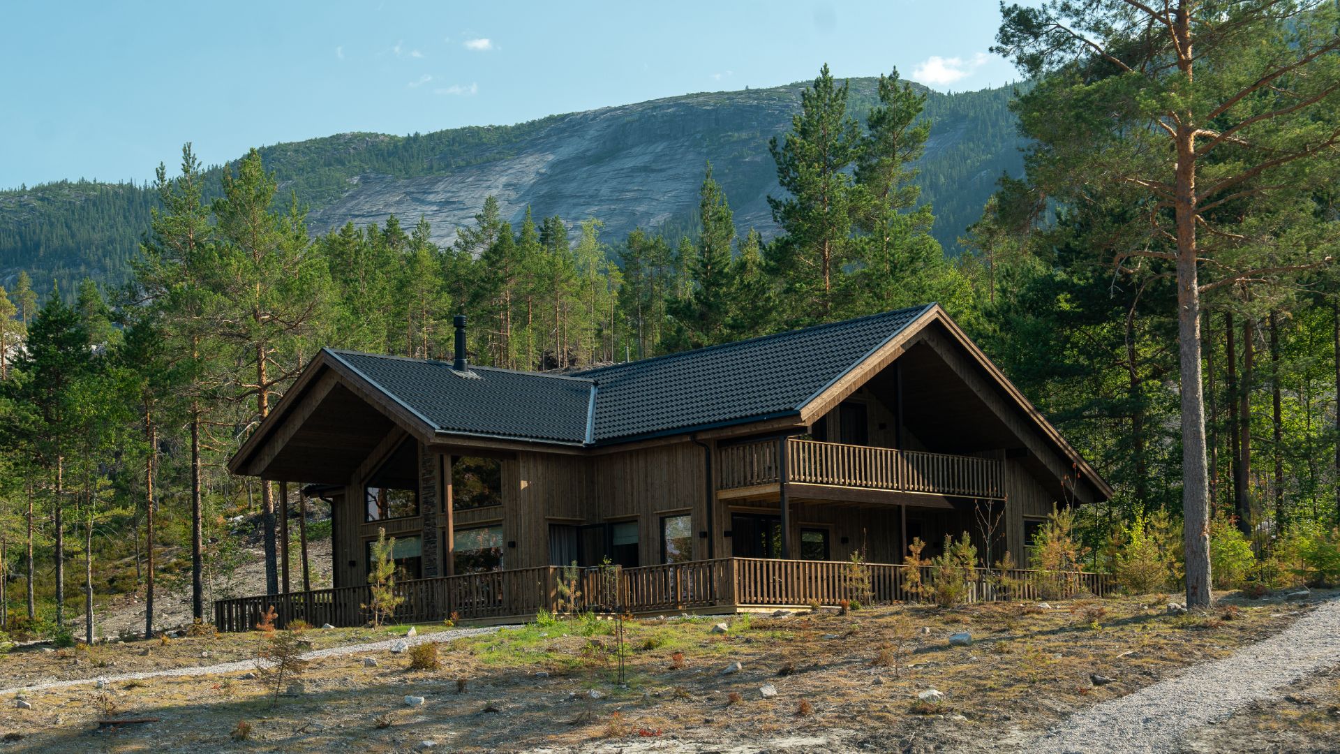 Exterior view of Lakelodge 10p in NO