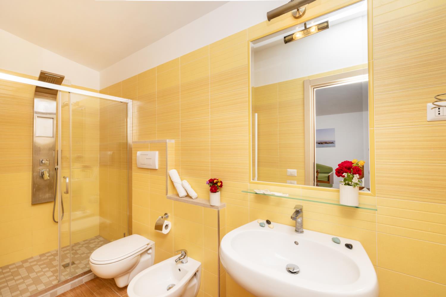 Semi detached Villa Country