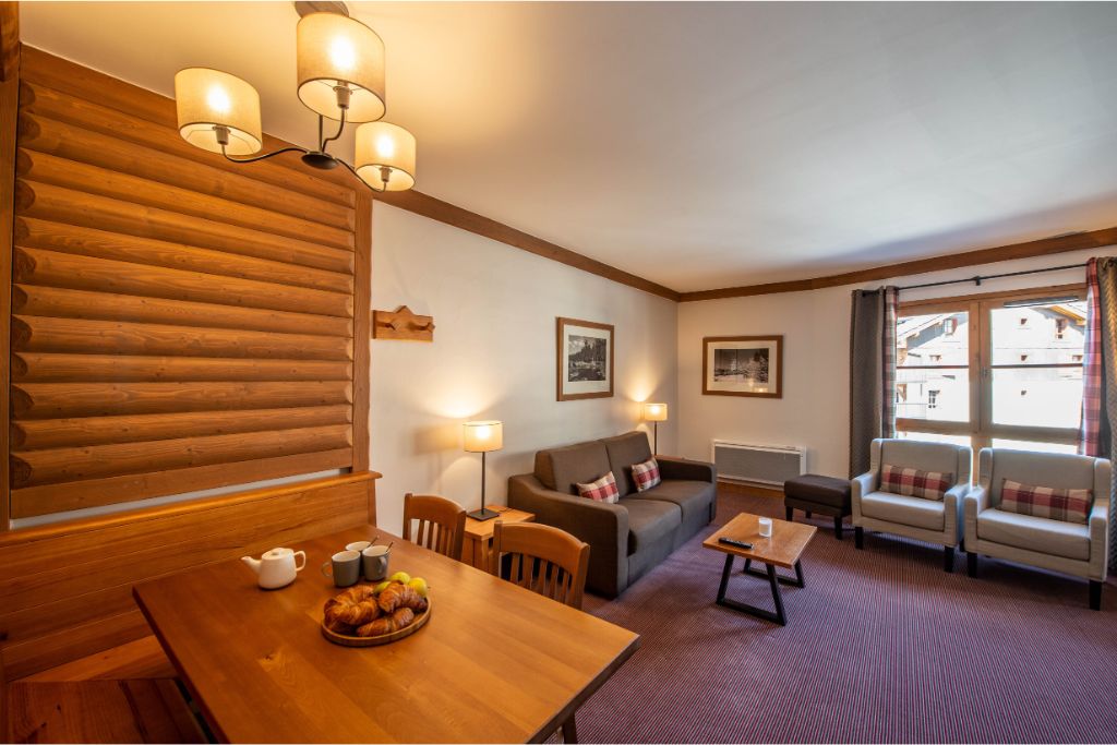 Arc 1950 Le Village 2p4p Superior