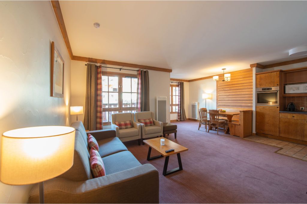 Arc 1950 Le Village 3p6p Superior