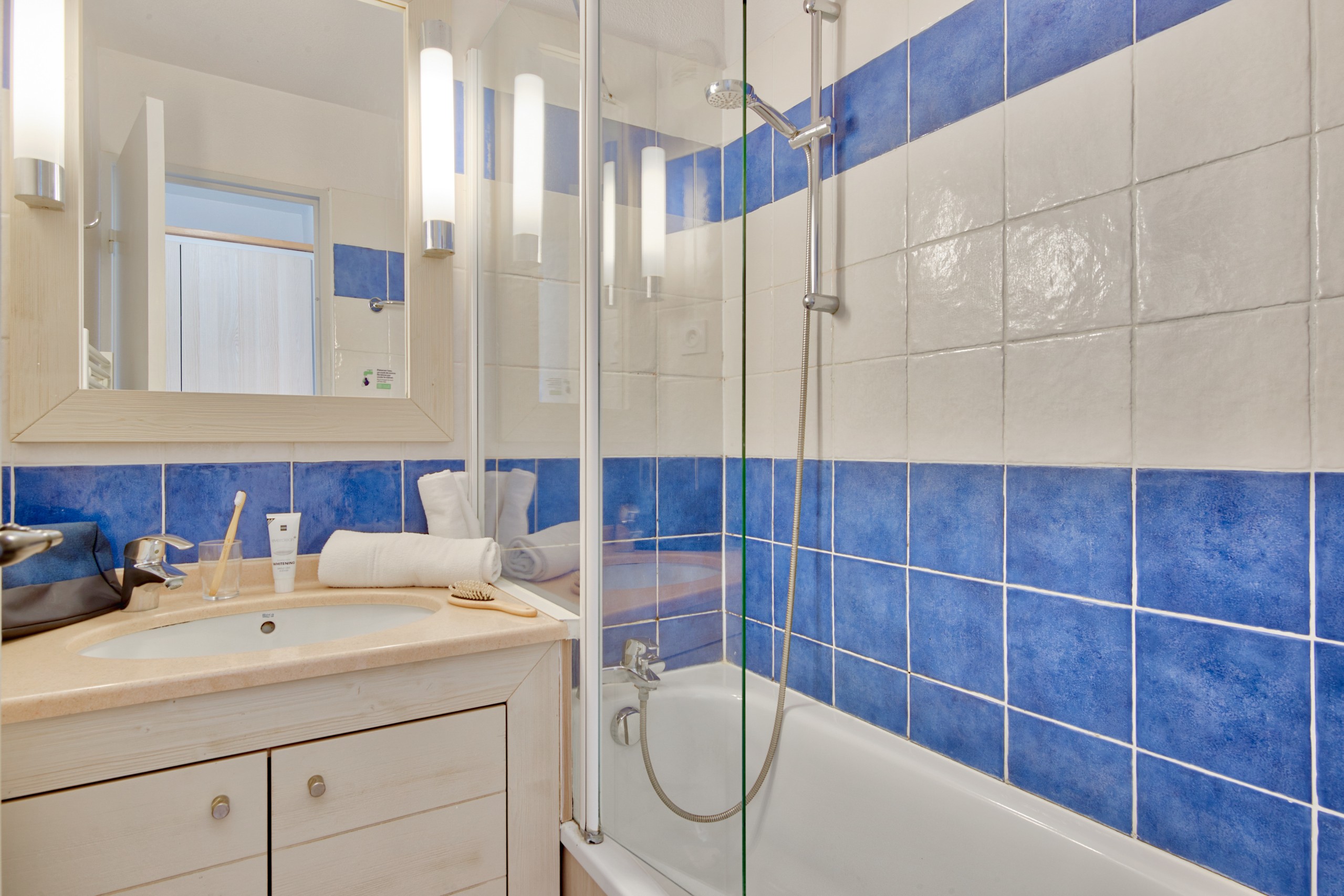 Residence La Pinede 2p4p Vue Jardin