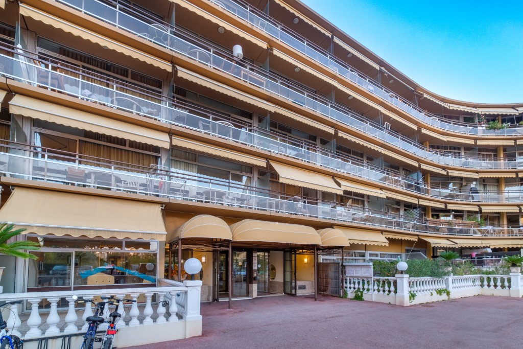 Heliotel Marine 2p 5/6p AC afbeelding