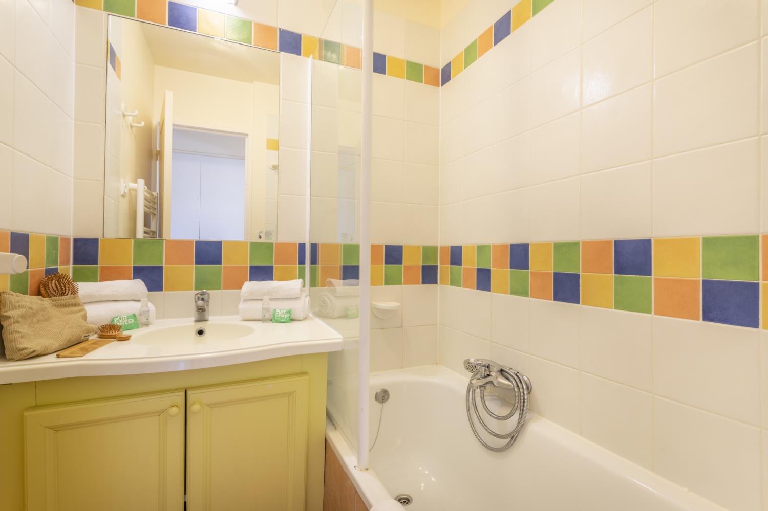 Pont Royal en Provence 2/3p 5/6 Sel