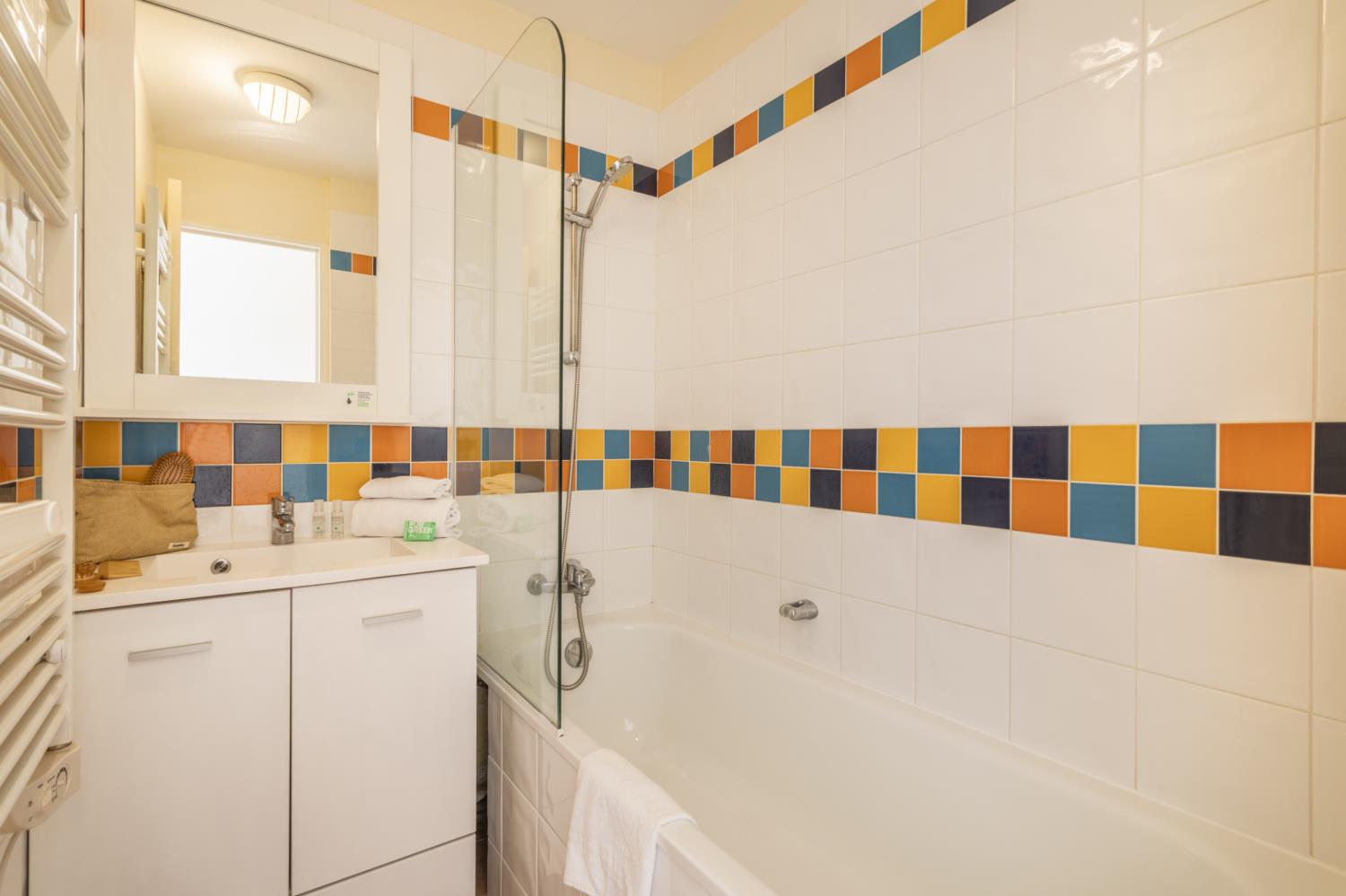 Pont Royal en Provence 3/4p 8 Sel