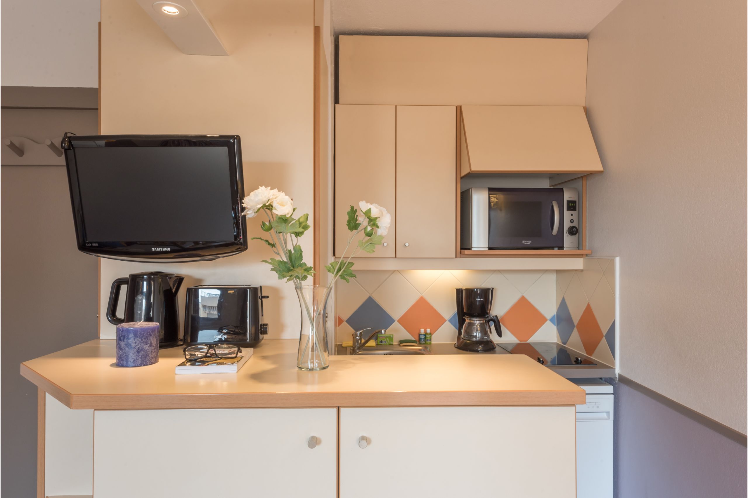 Promenade des Bains S4p balcony