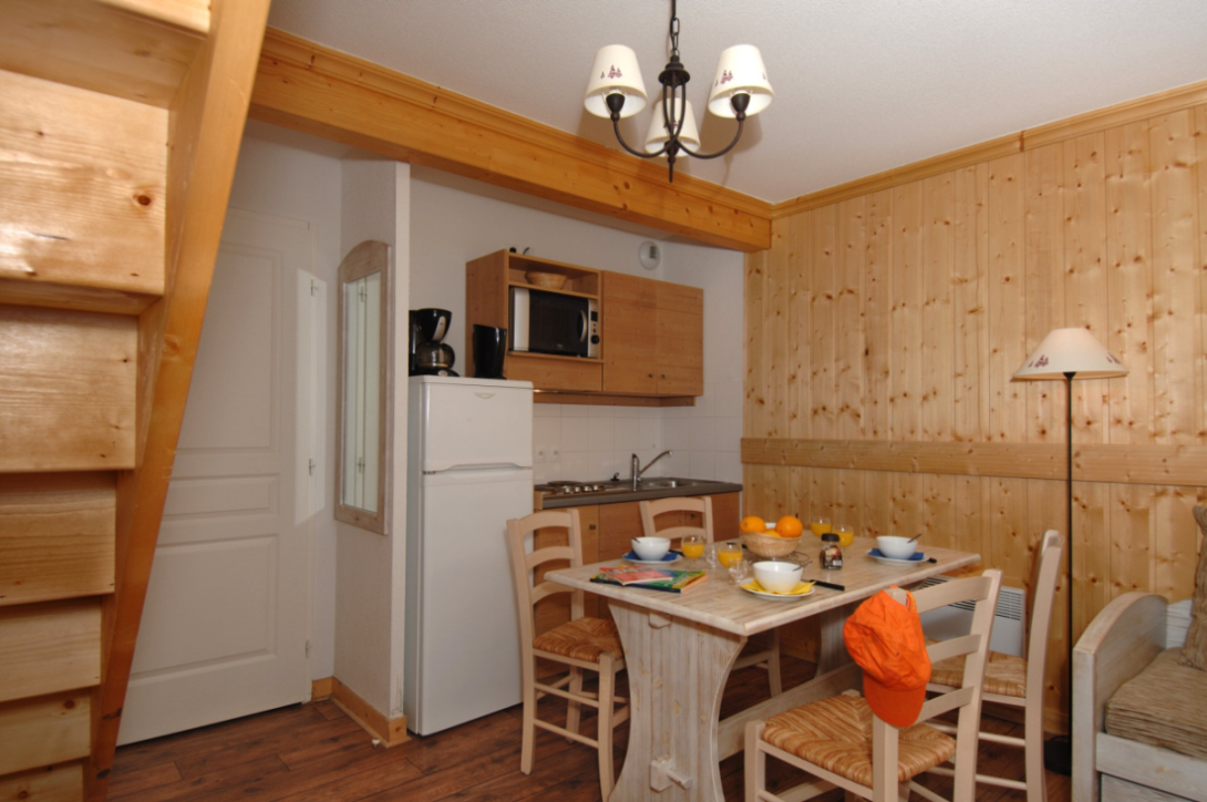 St Sorlin d'Arves 4p 8/9 Arvan II