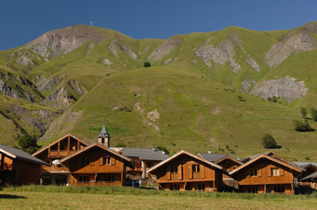St Sorlin d'Arves 4p 8/9 Arvan II