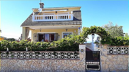 Villas, Julia, BN1000856
