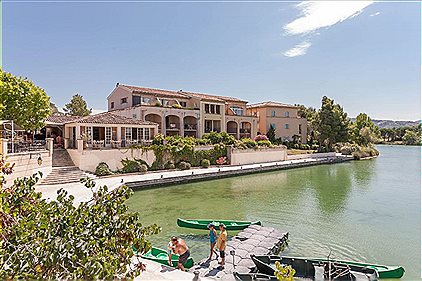 Pont Royal en Provence S4p NR